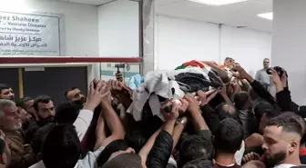 İsrail Ordusu ve Yerleşimcilerin Batı Şeria'daki Saldırıları: 1 Ölü, 9 Yaralı