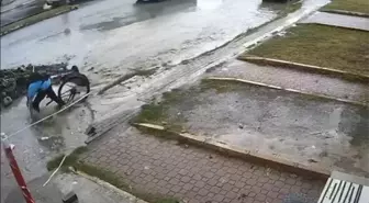 Dörtyol'da Lise Öğrencisi Yağmur Suyu Çukuruna Düştü