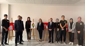 Ağın Kaymakamı Filistin Temalı Sergiyi Ziyaret Etti