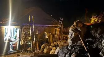 Bartın'da Heyelan: 2 Ev Etkilendi, 5 Kişi Tahliye Edildi