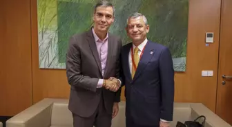 CHP Genel Başkanı Özgür Özel, İspanya Başbakanı Pedro Sanchez ile Görüştü