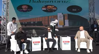 Kocaelispor, Kitap Fuarı'nda Taraftarlarıyla Buluştu