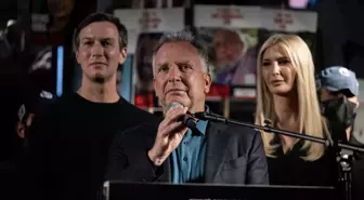 Tel Aviv'deki Gösteride Witkoff'un Netanyahu'yu Övmesi Yuhalandı