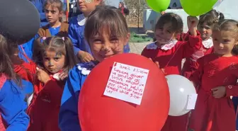 Ağrı'da Kız Çocukları Günü Etkinliği: Çocuklar Gazze'ye Destek Verdi