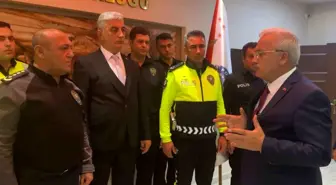 Aksaray'da Alkollü Sürücü ve Yanındaki Kadından Polise Tehdit, Vali'den Başarı Belgesi