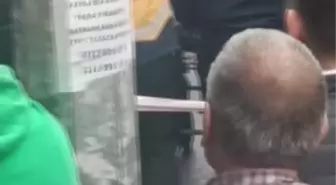 Avcılar'da Panelvan Kazası: Sürücü Sıkıştı, Yaya Saniyelerle Kurtuldu