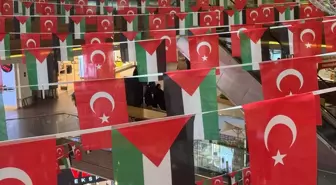 İstanbul'da Gazze İçin Hayır Çarşıları Açıldı