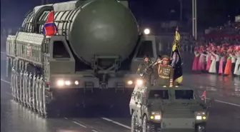 Kim Jong-un, tarihin en güçlü' nükleer silahını tanıttı