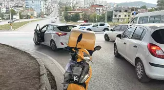 Samsun'da Otomobil ve Motosikletin Çarpışması: 1 Yaralı