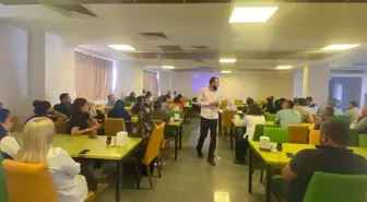 Bağımlılıkla Mücadele İçin Sağlık Çalışanlarına Eğitim Düzenlendi
