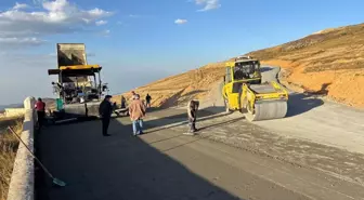 Trabzon'da Harmantepe Şehitliği yolunda çalışmalar devam ediyor