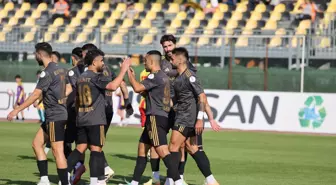 Aliağa FK, Yeni Malatyaspor'u 8-1 Yenerek Zirveye Yaklaştı