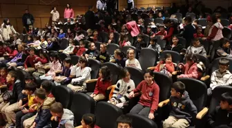 Bayburt'ta Kırsaldaki Çocuklar Sinema Keyfi Yaşadı
