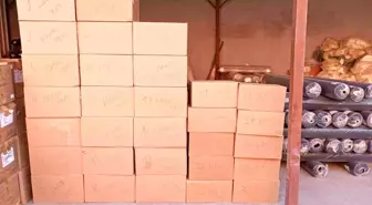 Diyarbakır'da Hayırseverlerden Öğrencilere 300 Çift Ayakkabı