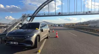 Gaziantep'te Yolun Karşısına Geçerken Otomobilin Çarptığı Çocuk Hayatını Kaybetti