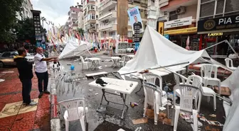 Mersin'de Sağanak ve Şiddetli Rüzgar Hayatı Olumsuz Etkiledi