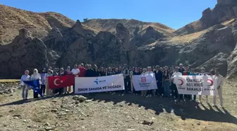 Muş'ta Doğaseverler Kızılağaç Kanyonu'nda Yürüyüş Yaptı