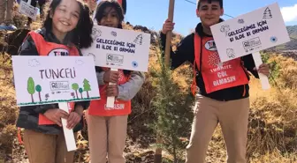 Tunceli'de '81 İlde 81 Orman' Projesi Kapsamında 10 Bin Fidan Dikildi