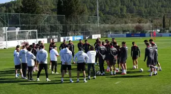 A Milli Futbol Takımı Gürcistan Maçı Hazırlıklarını Tamamladı