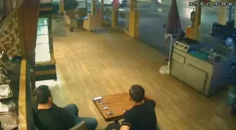 Adana'da Pastaneye El Bombası Attı: 4 Şüpheli Tutuklandı