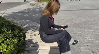 Azerbaycan'dan Türkiye'ye gelen genç kıza yaptıklarına bakın