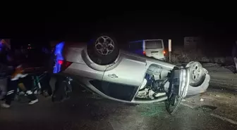 Sinop'ta Devrilen Otomobil Kazasında İki Yaralı