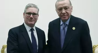 Cumhurbaşkanı Erdoğan, Şarm El Şeyh'te Başbakan Starmer ile Görüştü