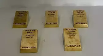 Horasan'da Kaçakçı Araçta 5 Kilogram Altın Ele Geçirildi