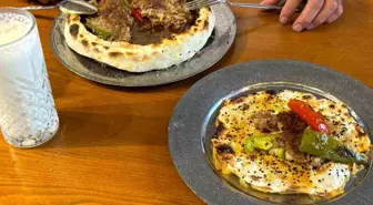 Gaziantep'in Lezzet Merkezinde Yeni Trend: Kiremitte Lavaş Kebabı