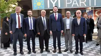 Selendi İYİ Parti'nin Yeni Başkanı İlhan Türk Oldu