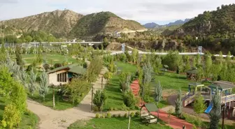 Yaz aylarında nüfusu 10 katına çıkan Tunceli, şimdi sessizliğe gömüldü