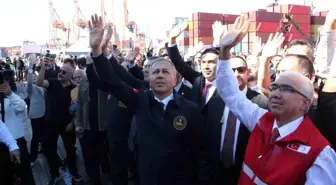 17. İyilik Gemisi, Bakan Yerlikaya'nın katıldığı törenle Gazze'ye uğurlandı