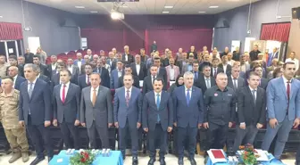 Vali Usta, Solhan'da Muhtarlarla Buluştu ve Öğrencilerle Yemek Yedi