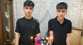 İkiz Kardeşlerin Futbol Tutkusu: Doğum Günü Pastası İki Renkli!