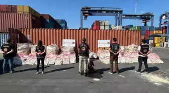 Türkiye ile İspanya'dan ortak operasyon: 1,7 ton kokain ele geçirildi