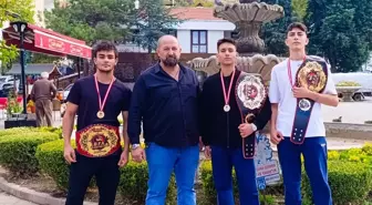 Nallıhan Spor Kulübü MMA Turnuvasında 3 Kemer Kazandı