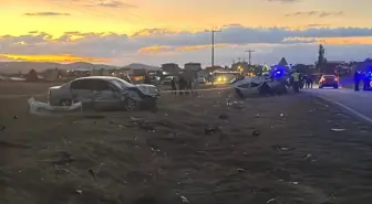 Afyonkarahisar'da Trafik Kazası: 1 Ölü, 3 Yaralı