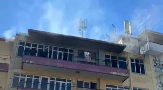 Antalya'da apartman yangınında 5 çocuk itfaiye tarafından kurtarıldı