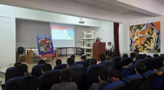 Öğrencilere Deniz Ekosisteminin Korunması Eğitimi Verildi