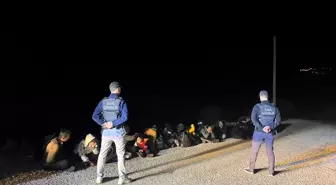 Fethiye'de Düzensiz Göçmenler ve Kaçakçılar Yakalandı