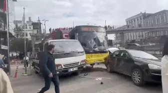 İstanbul Çekmeköy'de Zincirleme Trafik Kazası: 4 Yaralı