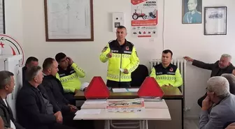 Beypazarı'nda Jandarma Muhtarlara Trafik Eğitimi Verdi