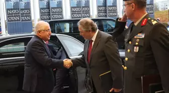 Milli Savunma Bakanı Yaşar Güler, NATO Toplantısı için Brüksel'e Gitti