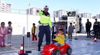 Adıyaman'da Öğrencilere Trafik Güvenliği Eğitimi