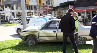 Samsun'da Trafik Kazası: 2 Yaralı