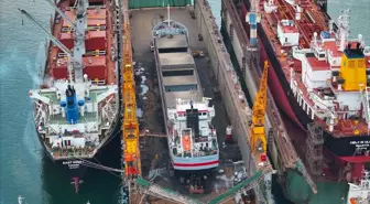 Tuzla'da Tersanede Patlama: 1 İşçi Hayatını Kaybetti