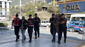 Alanya'da Gurbetçiyi Dolandıran 6 Şüpheli Gözaltında