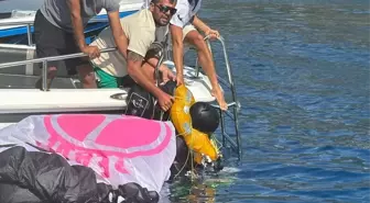 Yamaç Paraşütü Yaparken Denize Düşen Alman Pilot Yaralandı