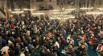 İstanbul'da liselere 'cuma namazı' talimatı
