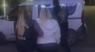 İzmir'de Uyuşturucu Operasyonu: 76 Bin 838 Sentetik Hap Ele Geçirildi